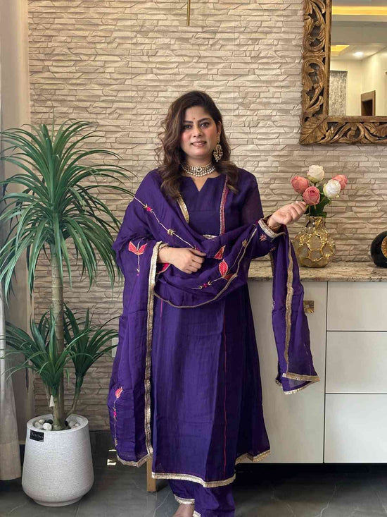 mul-chanderi-a-line-suit-set-with-mul-cotton-lining-paired-with-applique-work-organza-dupatta-purple-2