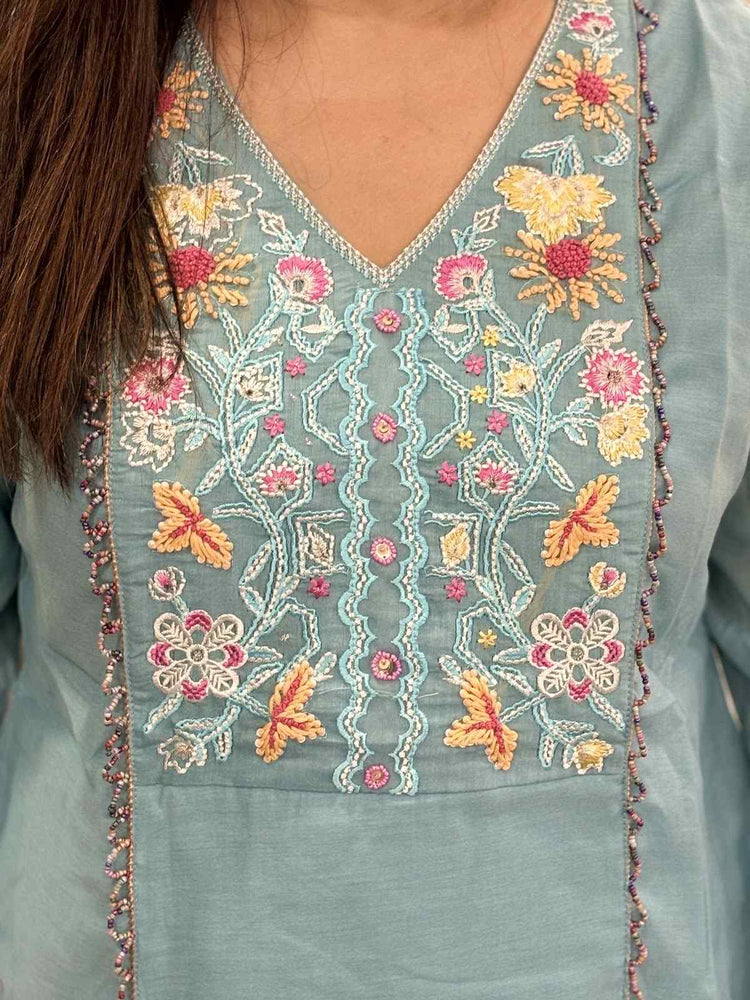 mul-chanderi-embroidered-co-ord-set-with-lining-front-slit-paired-with-kali-palazzo-blue-2