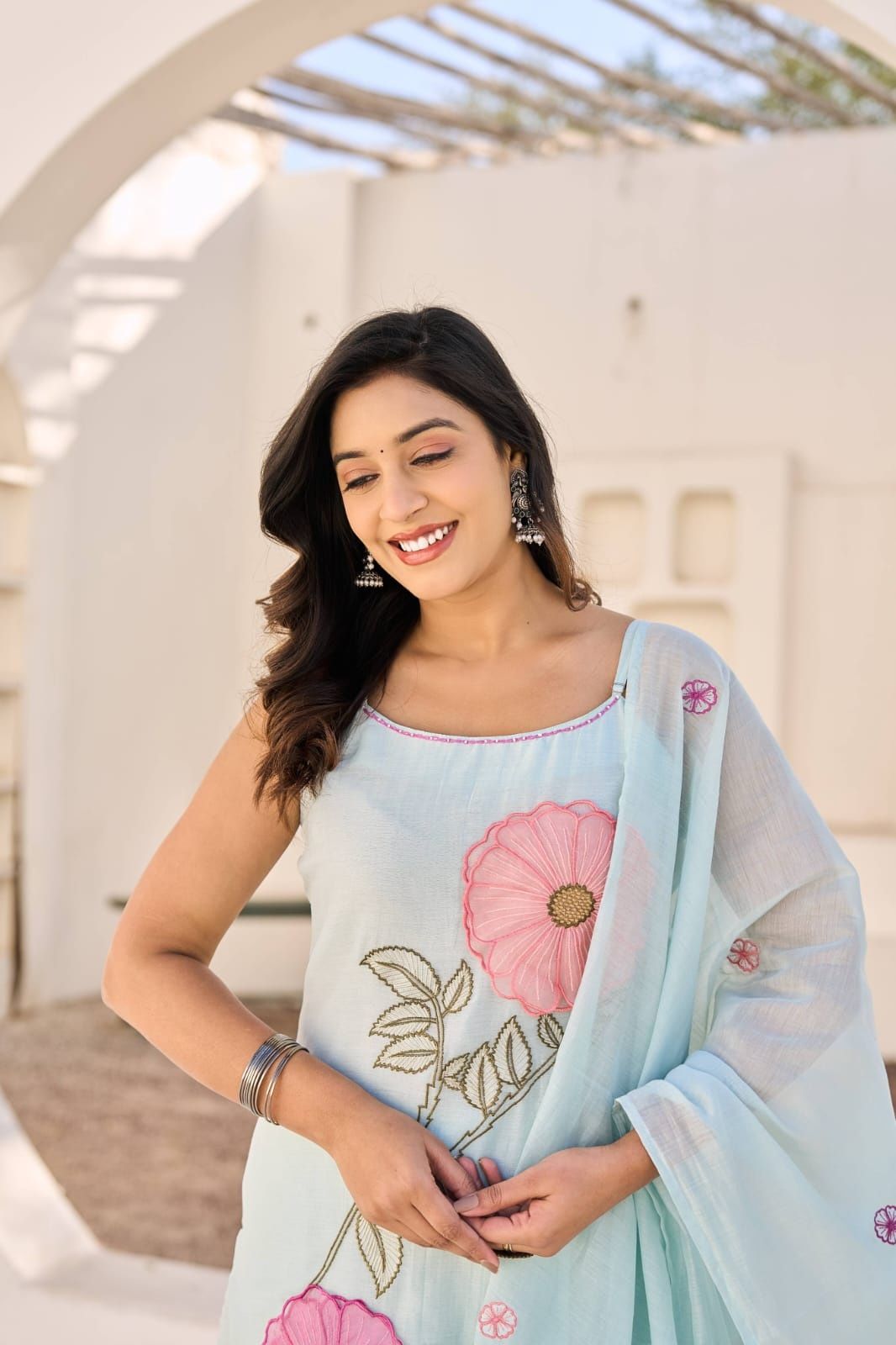 mul-chanderi-embroidered-straight-fit-spaghetti-style-suit-set-with-3d-flowers-sky-blue-2
