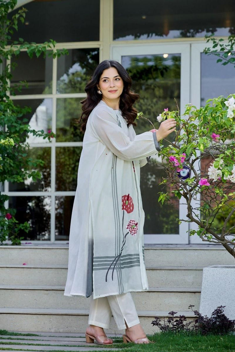 mul-chanderi-hand-brush-paint-pant-set-with-separate-tie-dye-inner-2