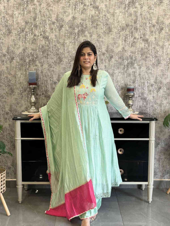 mul-chanderi-hand-embroidered-a-line-suit-set-with-cotton-lurex-inner-paired-with-organza-dupatta-rama-green-1