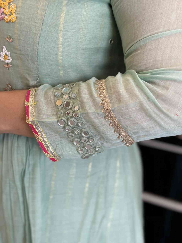 mul-chanderi-hand-embroidered-a-line-suit-set-with-cotton-lurex-inner-paired-with-organza-dupatta-rama-green-3