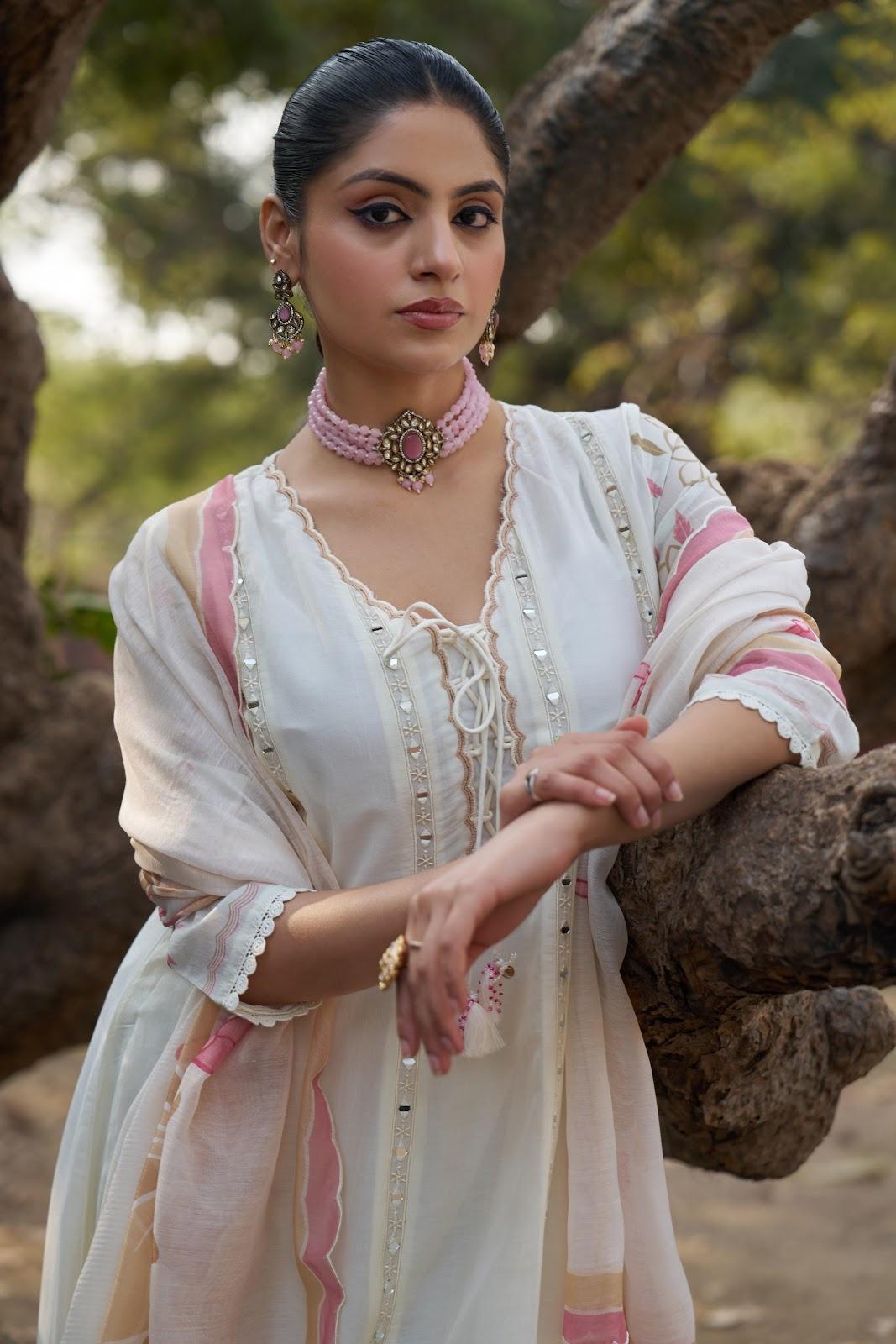 mul-chanderi-mirror-work-anarkali-paired-with-mul-chanderi-digital-print-dupatta-ivory-3