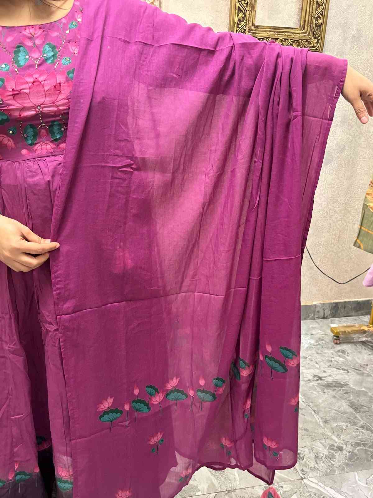 pichwai-print-mul-cotton-suit-set-with-lining-tassels-wine-4