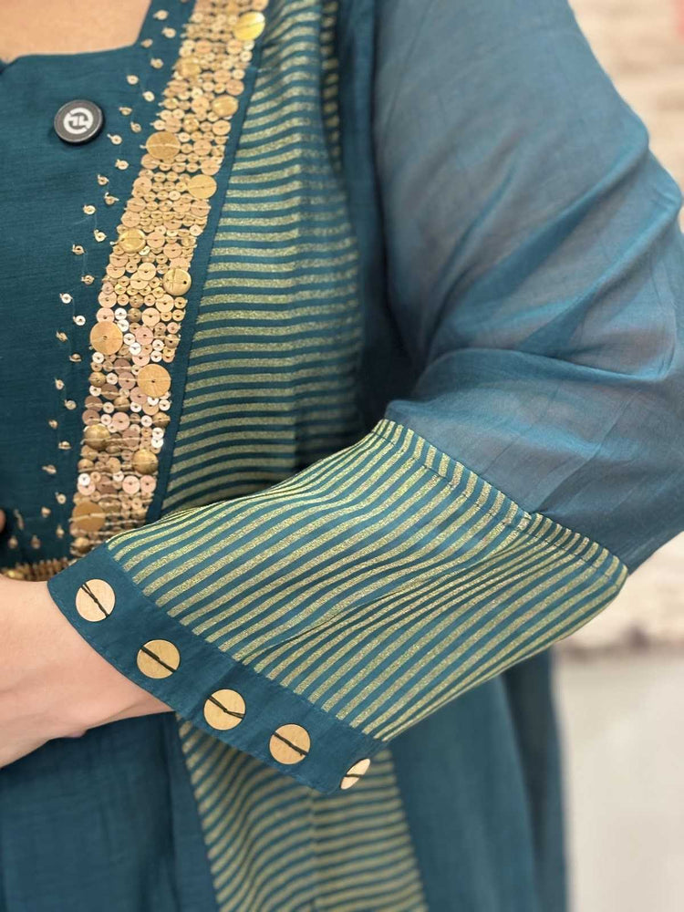 premium-banaras-mul-chanderi-hand-embroidered-a-line-suit-set-with-mul-cotton-lining-emrald-green-3