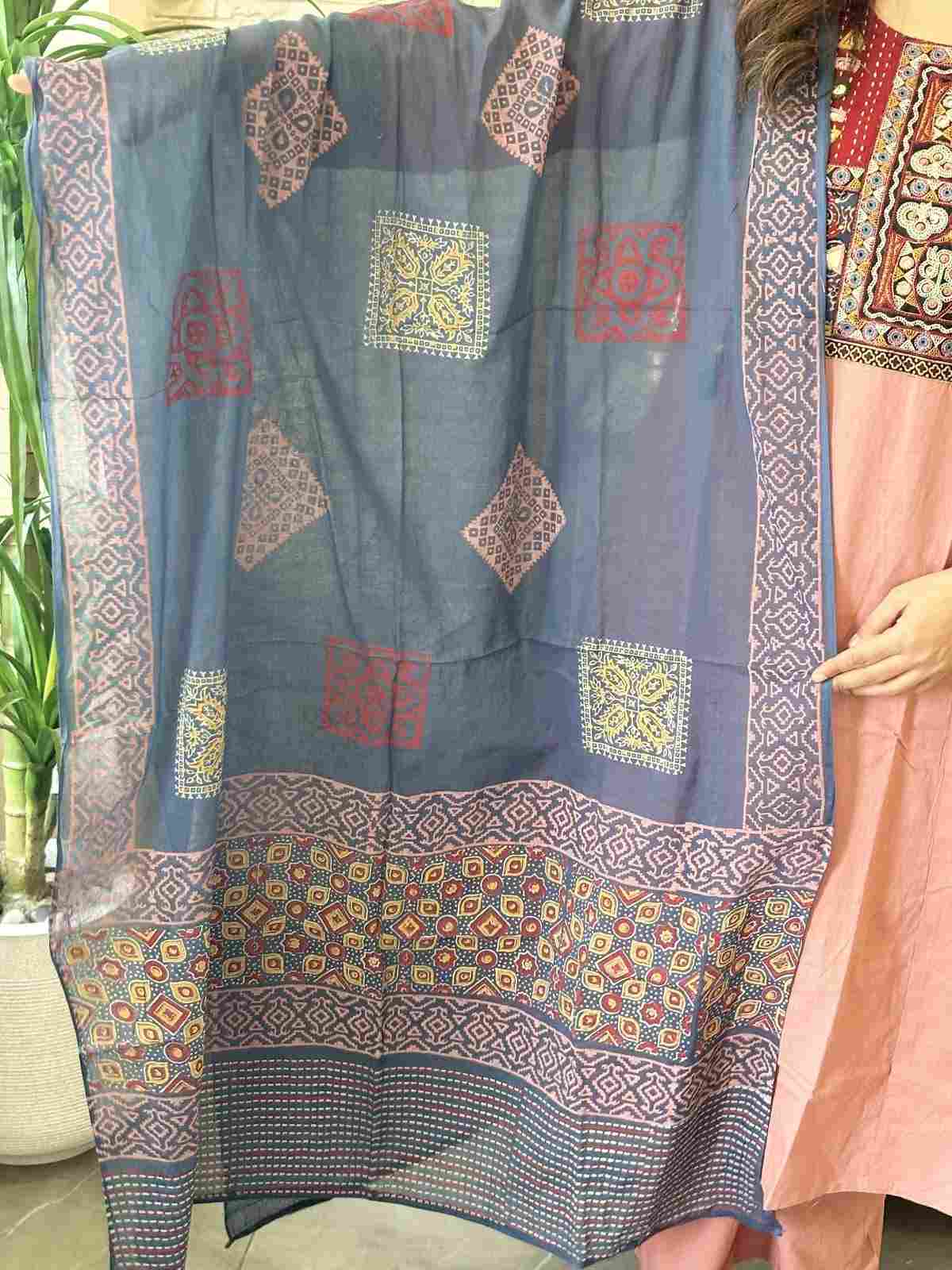 premium-cambric-cotton-kutch-work-patch-work-hand-embroidered-a-line-suit-set-earthy-pink-5