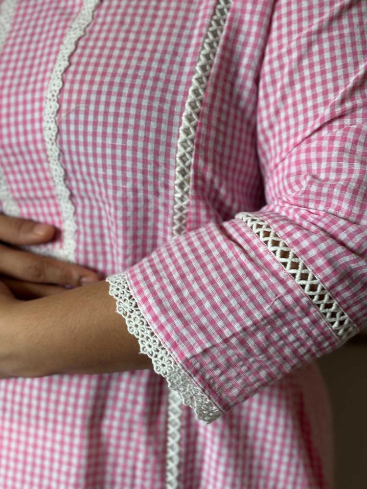 premium-cotton-handloom-checks-a&line-pant-set-with-lace-work-schiffili-patch-at-back-shoulder-pink-3