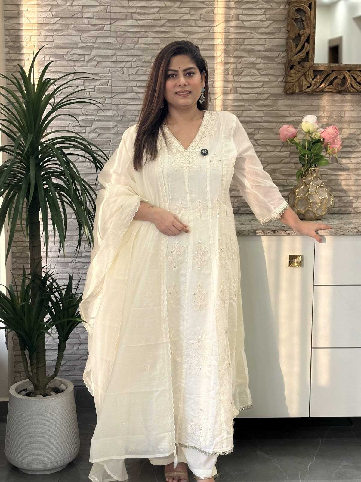 premium-mul-chanderi-anarkali-with-heavy-embroidery-mul-cotton-lining-off-white-1