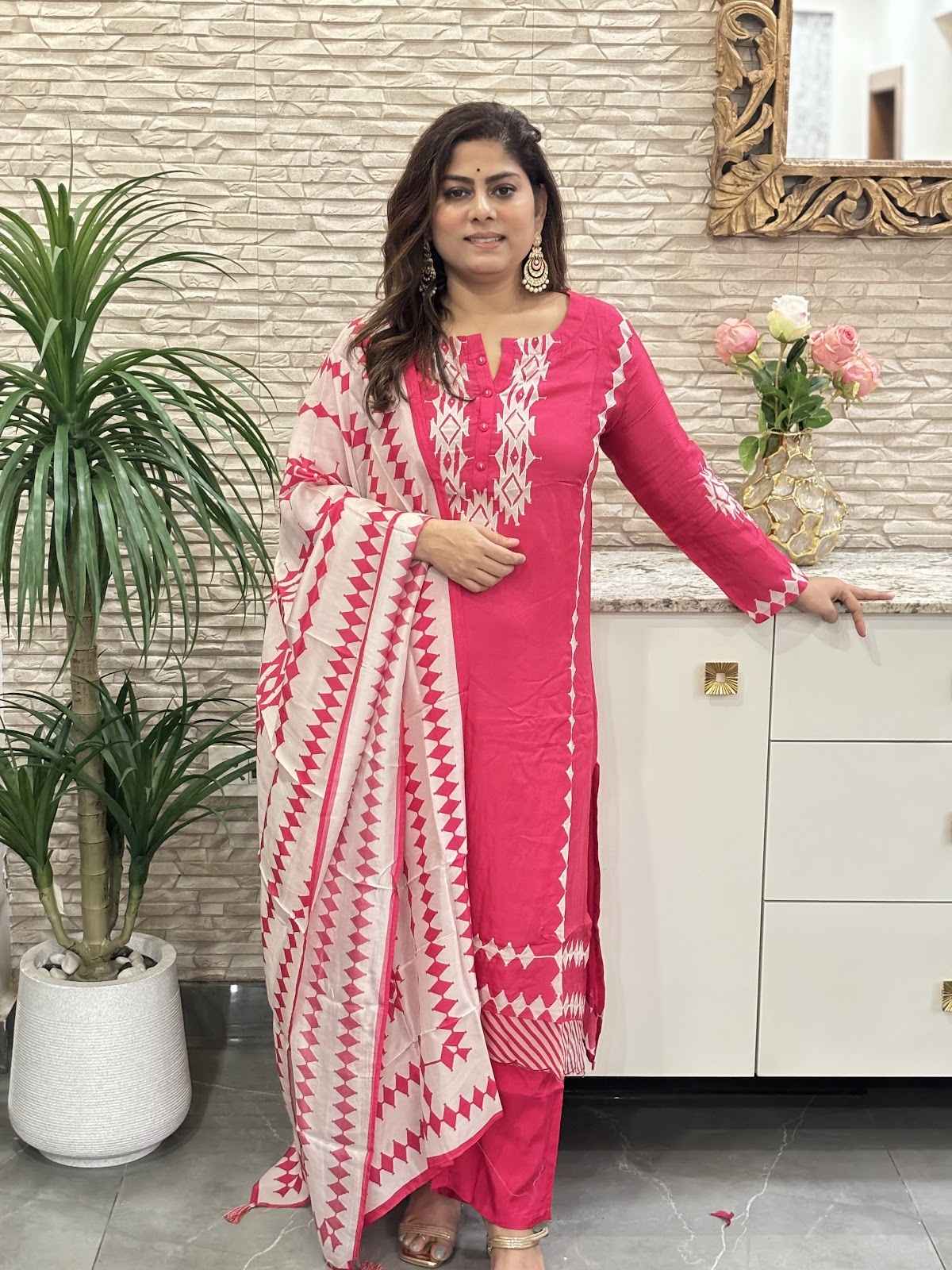 pura-dola-silk-digital-print-embroidered-straight-fit-suit-set-with-mul-cotton-lining-pink-1