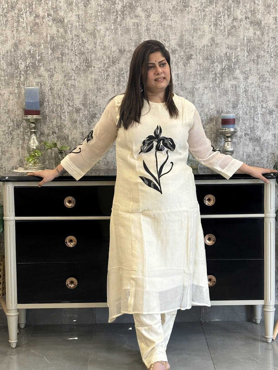 pure-bananas-mul-chanderi-appliquÃ©-work-pant-set-off-white-1