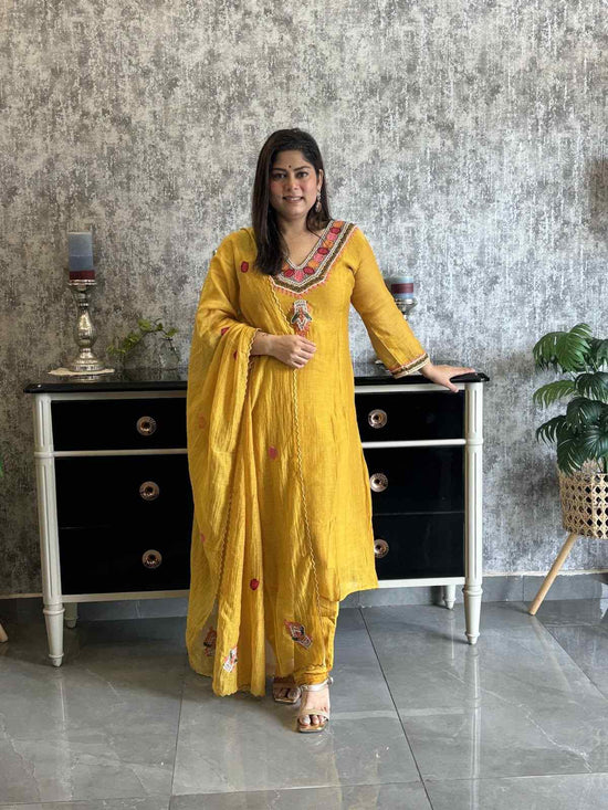 pure-bananas-mul-chanderi-hand-embroidered-appliquÃ©-work-a-line-suit-set-paired-with-pure-mul-chanderi-embroidered-dupatta-yellow-1