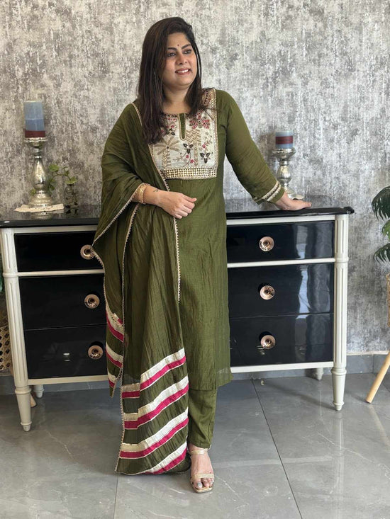 pure-bananas-mul-chanderi-hand-embroidered-suit-set-mehendi-green-1