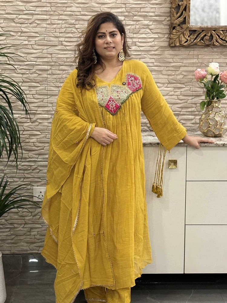 pure-banaras-hand-embroidered-mul-chanderi-a-line-suit-set-with-mul-cotton-lining-yellow-1