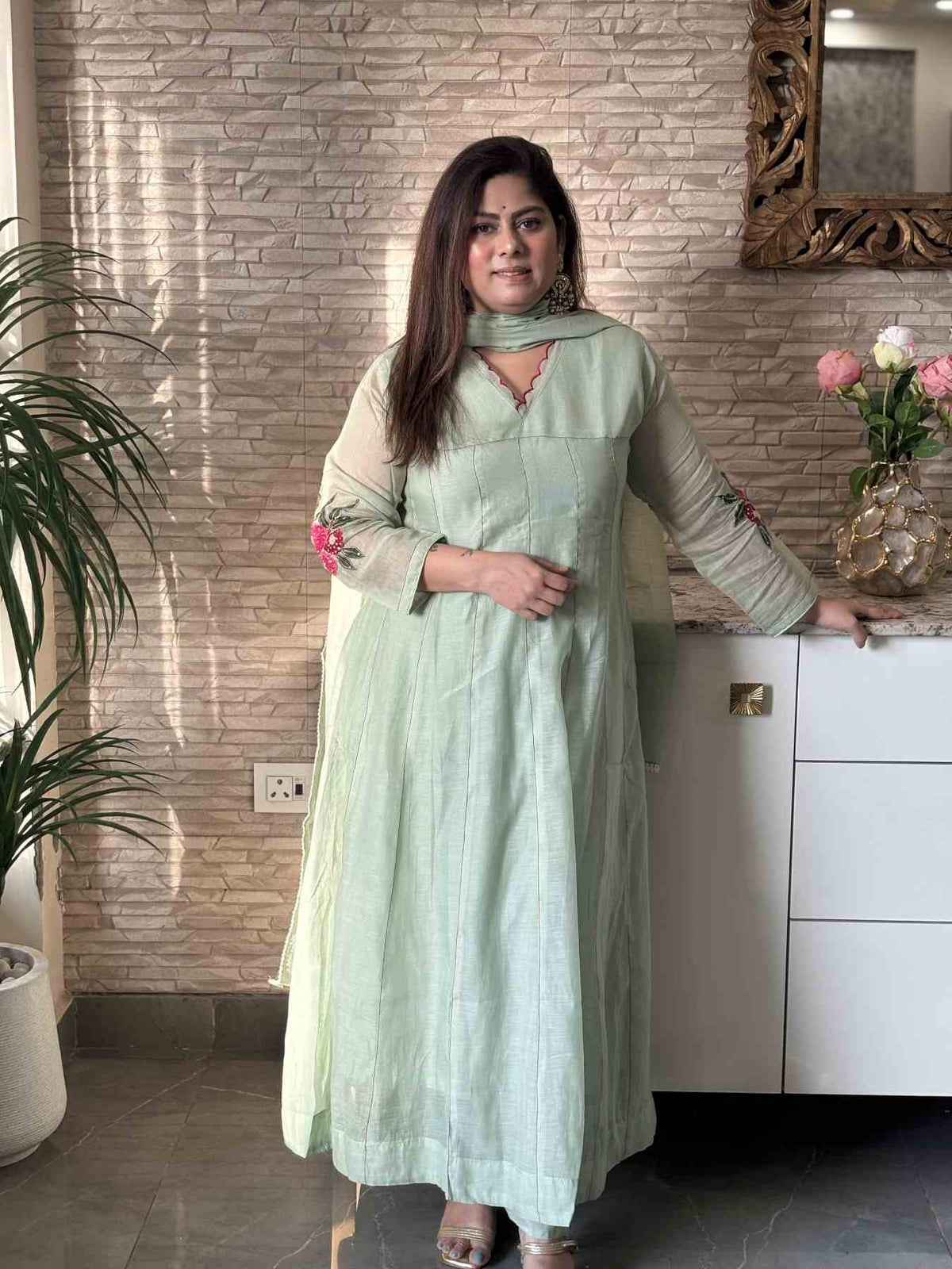 pure-banaras-mul-chanderi-anarkali-with-embroidered-sleeves-and-back-pista-green-1