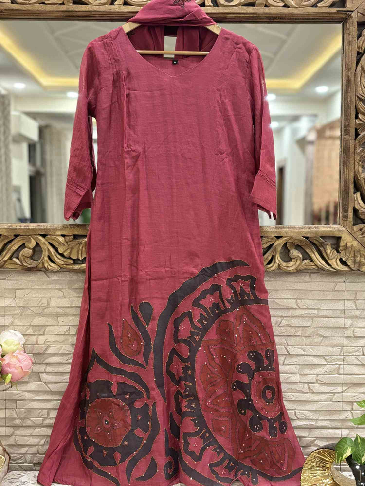 pure-banaras-mul-chanderi-applique-and-katha-work-a-line-suit-set-with-mul-cotton-lining-maroon-1