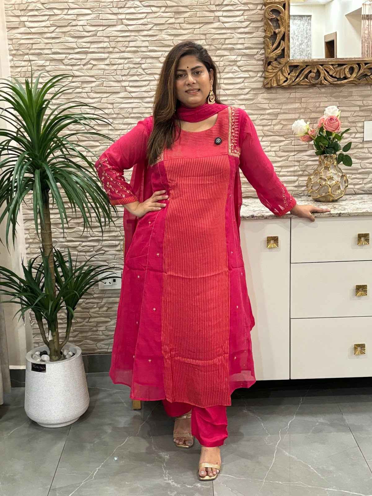 pure-banaras-mul-chanderi-embroidered-suit-set-with-cotton-lining-rani-1