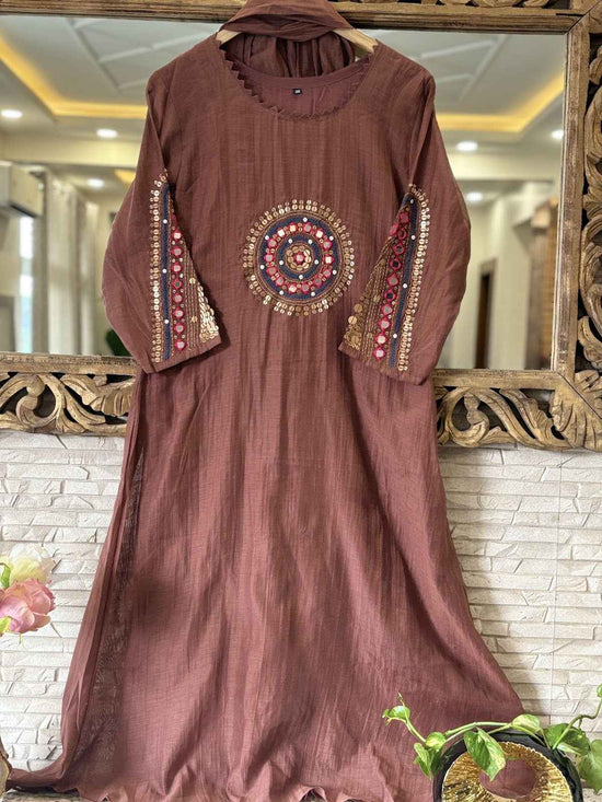 pure-banaras-mul-chanderi-hand-embroidered-a-line-suit-set-with-mul-cotton-lining-chocolate-brown-1