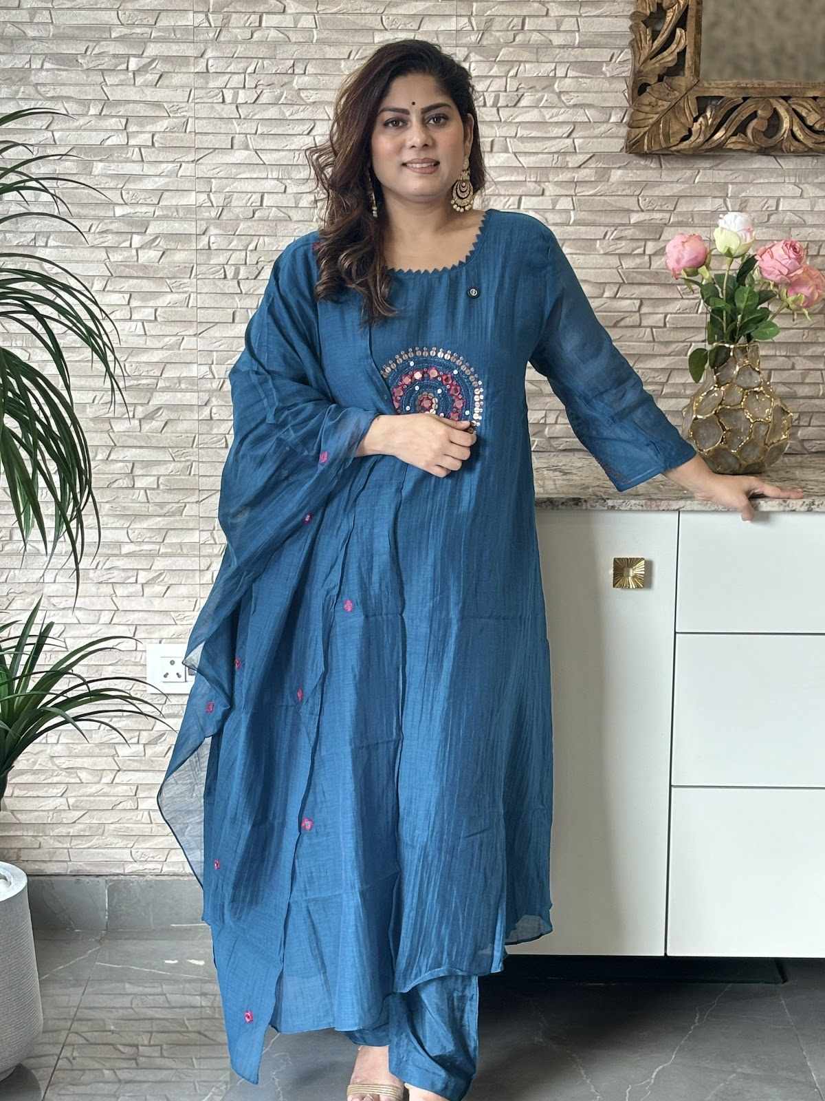 pure-banaras-mul-chanderi-hand-embroidered-a-line-suit-set-with-mul-cotton-lining-electric-blue-2