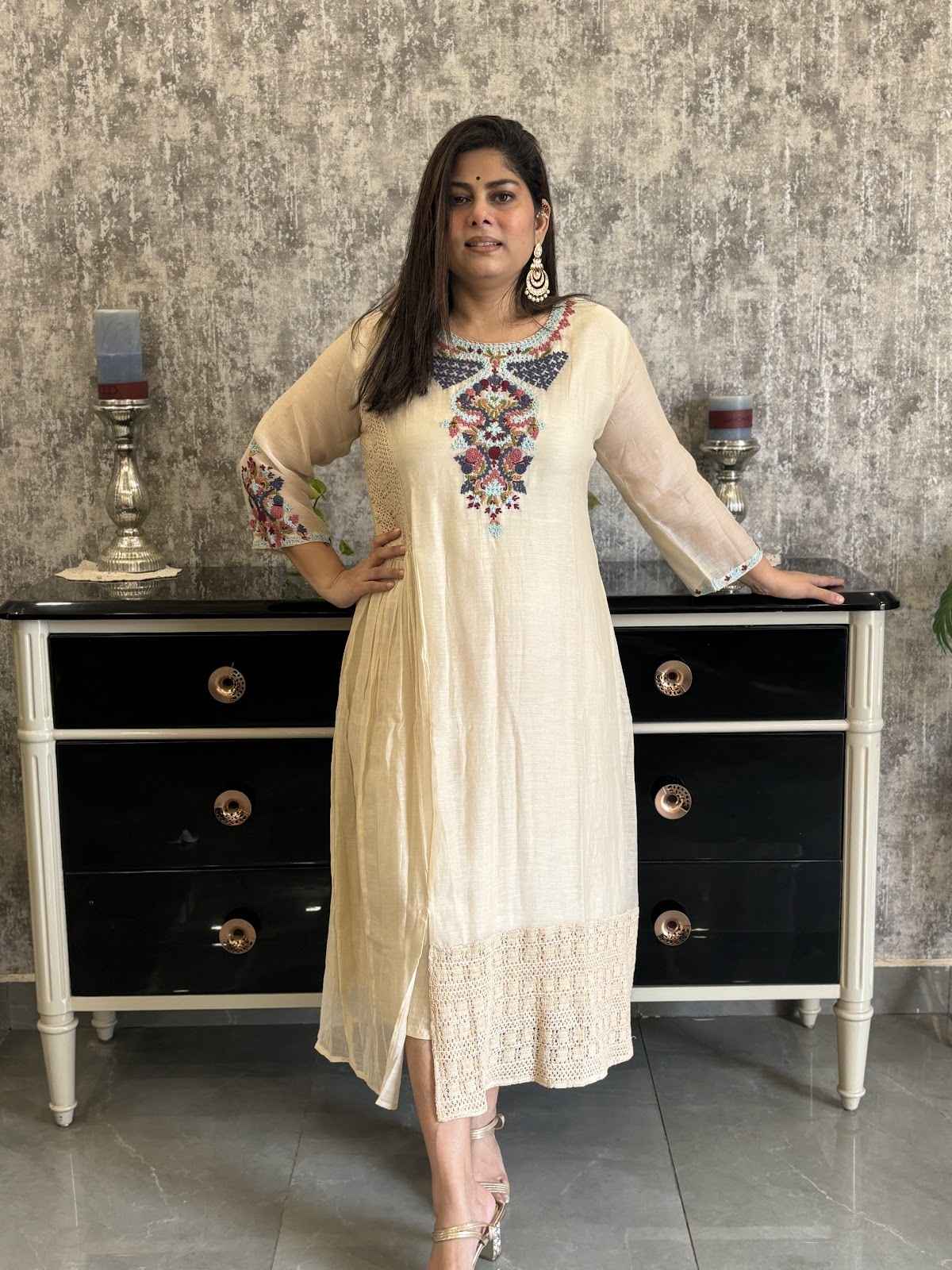 pure-banaras-mul-chanderi-hand-embroidered-dress-with-mul-cotton-lining-ivory-1
