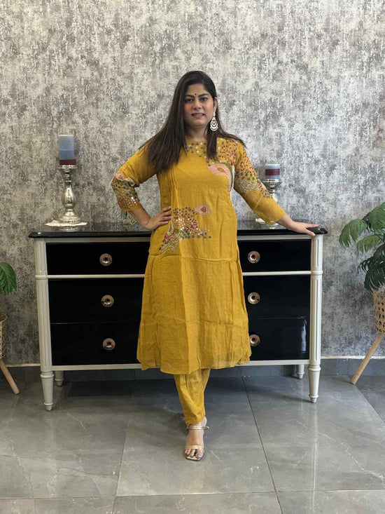 pure-banaras-mul-chanderi-hand-embroidered-pant-set-mustard-1