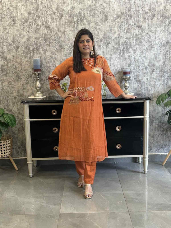 pure-banaras-mul-chanderi-hand-embroidered-pant-set-rust-1
