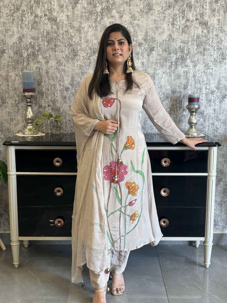 pure-chinnon-hand-painted-hand-embroidered-a-line-suit-set-paired-with-chiffon-dupatta-grey-1