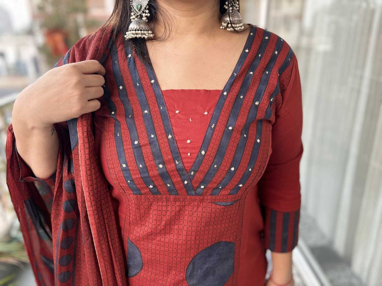 pure-cotton-a-line-printed-suit-set-red-3