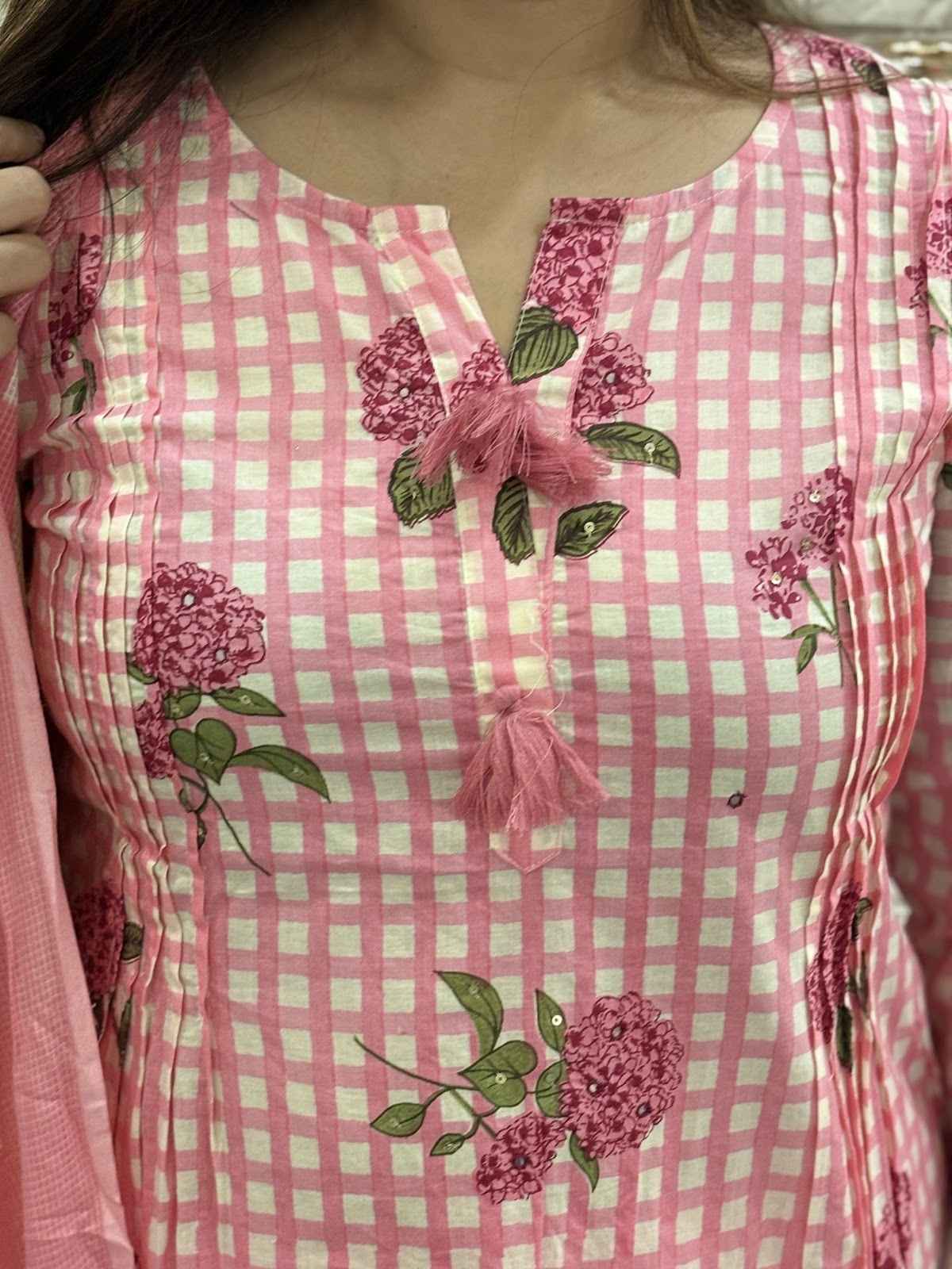 pure-cotton-check-print-embroidered-suit-set-paired-with-hand-block-soft-kota-doria-dupatta-pink-3