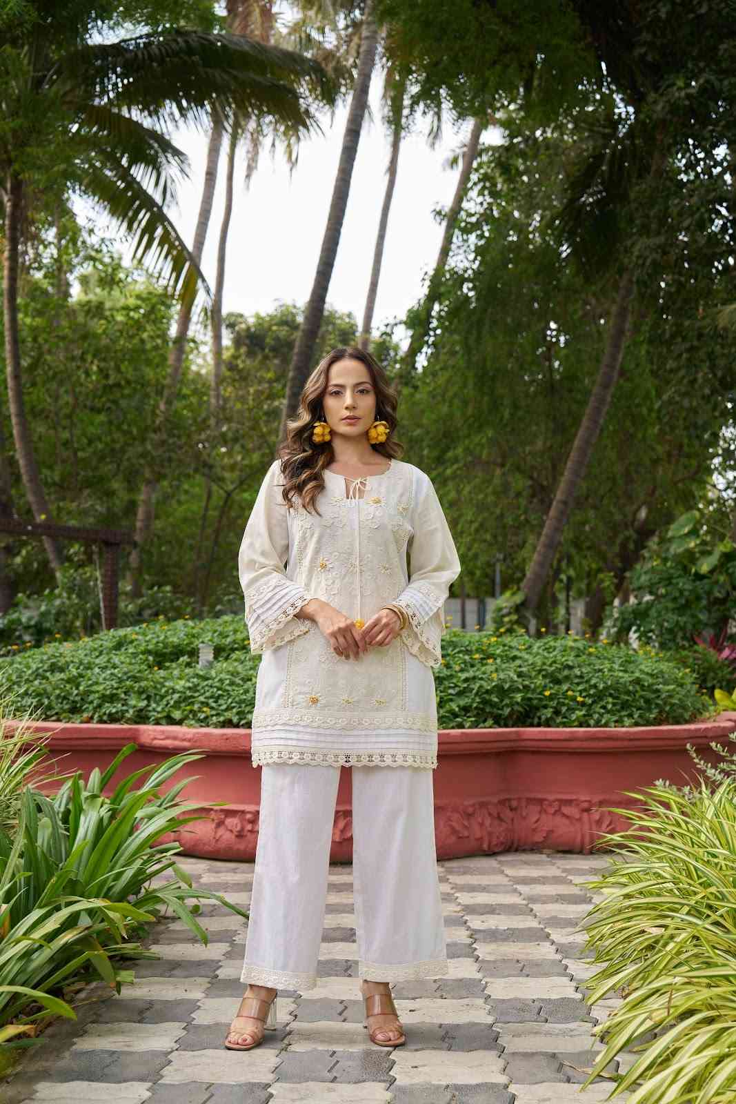 pure-cotton-co-ord-set-with-3d-embroidery-cotton-lining-off-white-3