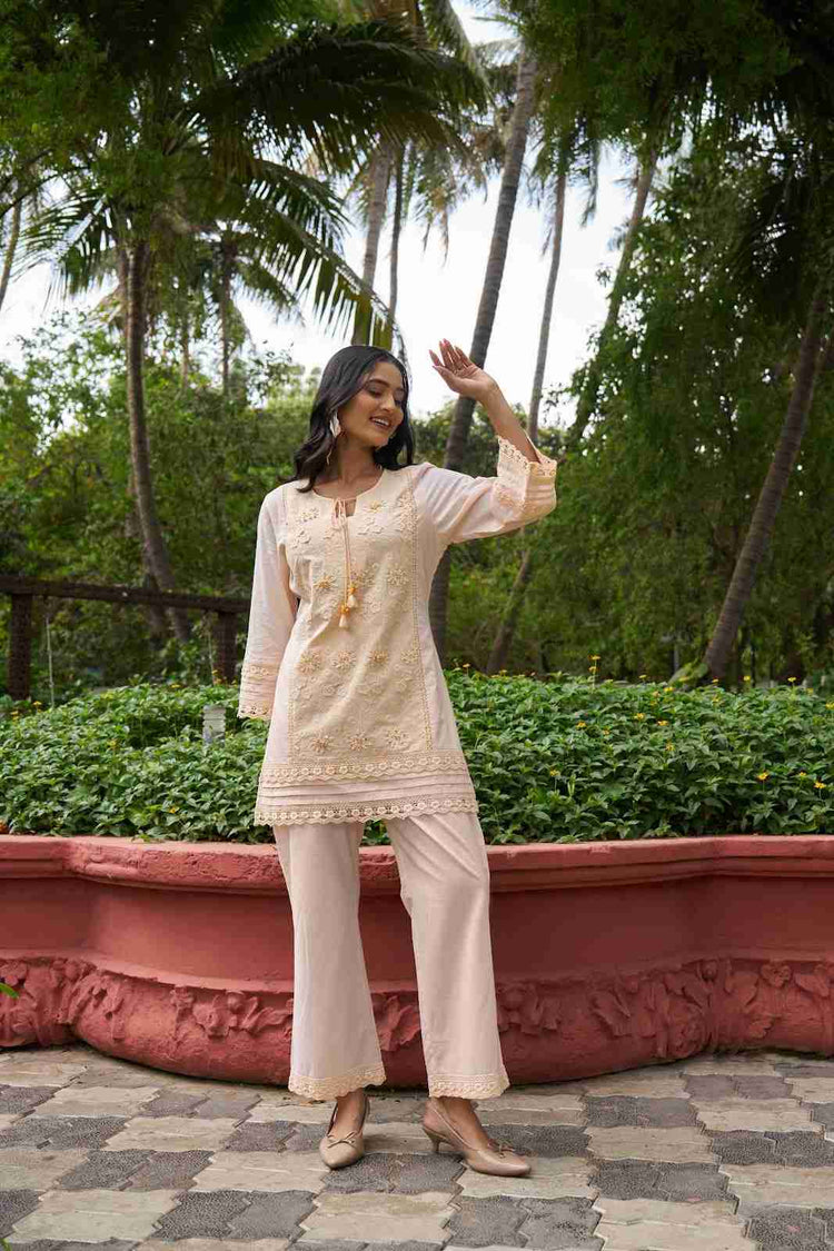 pure-cotton-co-ord-set-with-3d-embroidery-cotton-lining-peach-4