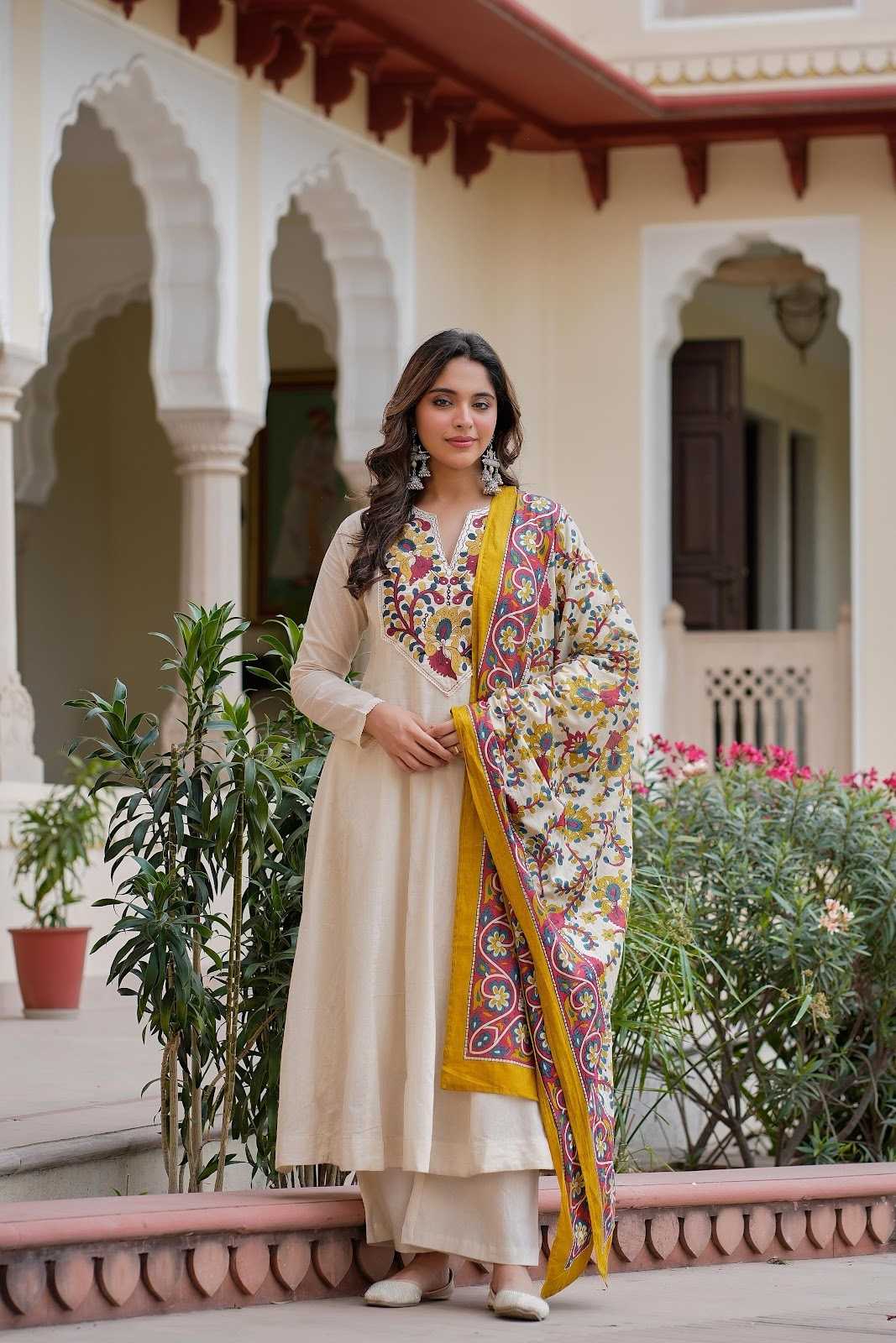 pure-cotton-embroidered-anarkali-with-lining-paired-with-kalamkari-cotton-dupatta-beige-1