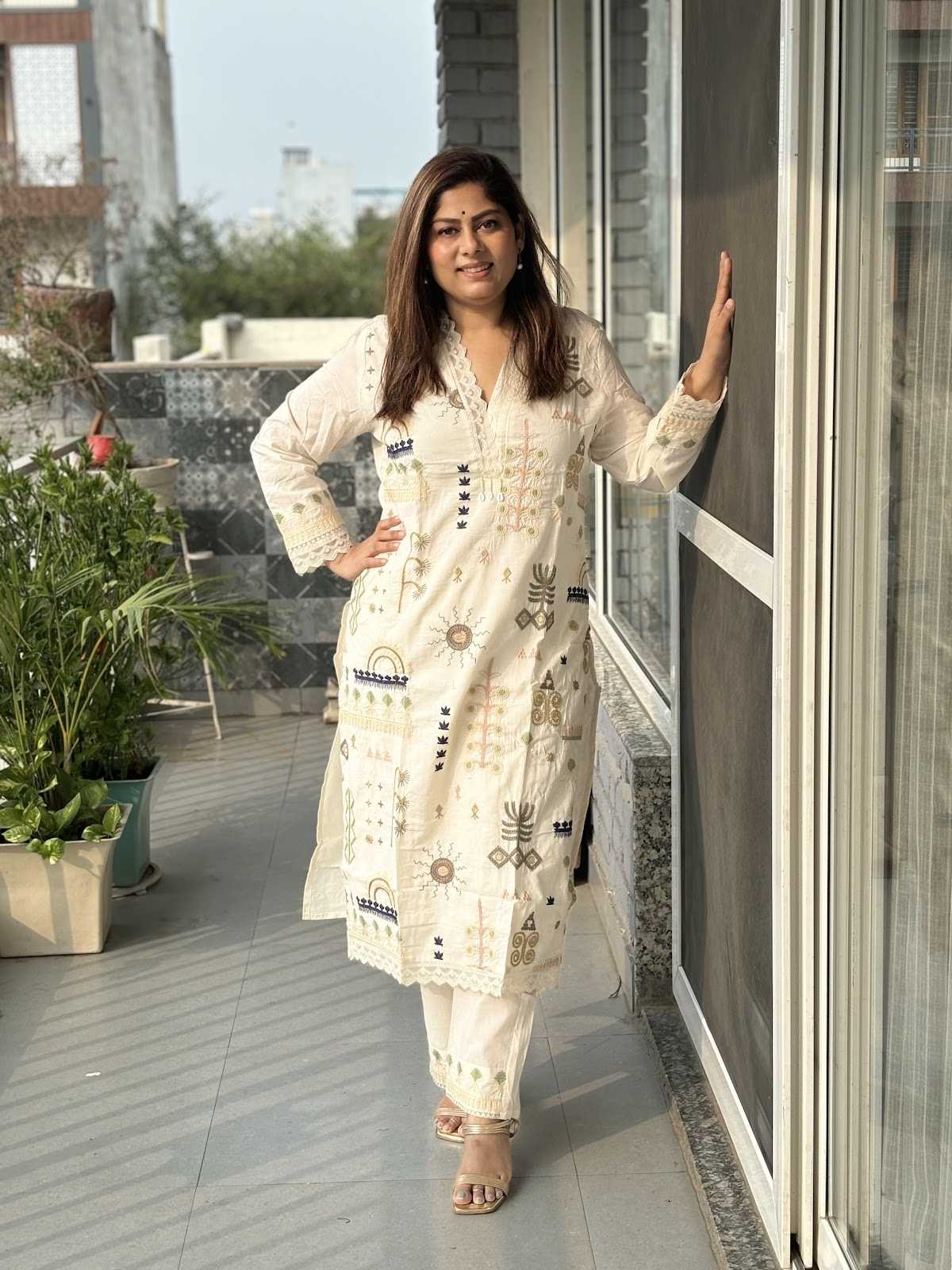 pure-cotton-embroidered-straight-fit-pant-set-with-lining-ivory-1