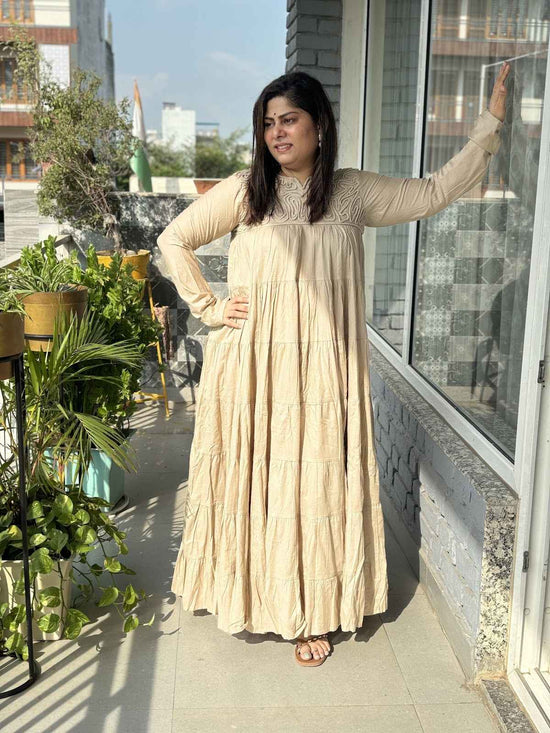pure-cotton-floor-length-gown-with-hand-dori-work-9-meter-ghera-cheeky-1