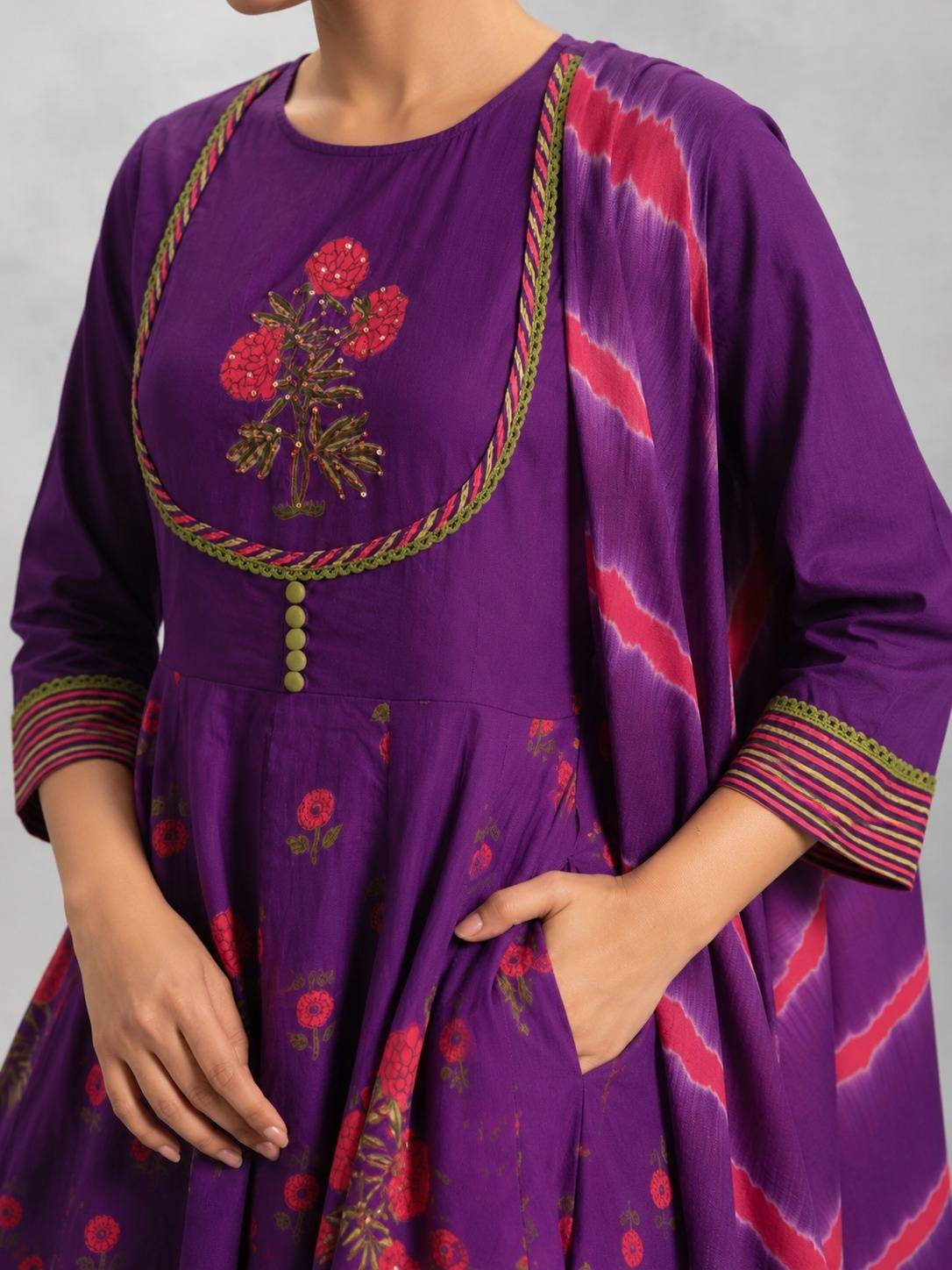 pure-cotton-hand-block-print-anarkali-paired-with-mul-cotton-shibori-print-dupatta-purple-3