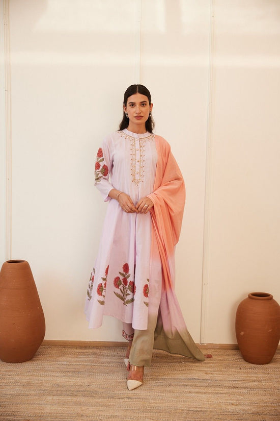 pure-cotton-hand-embroidered-hand-block-print-anarkali-with-separate-inner-multi-shade-dupatta-lavender-1