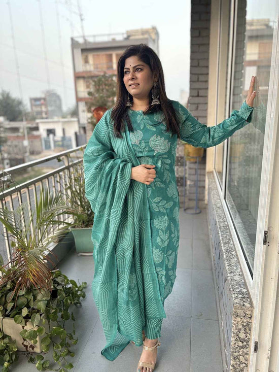 pure-cotton-katha-work-cotton-straight-suit-with-churidar-sleeves-kota-cotton-dupatta-green-1