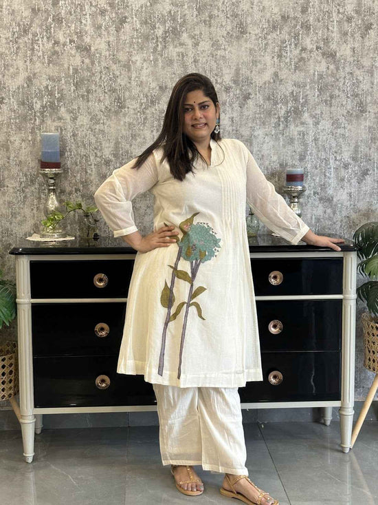 pure-cotton-kota-check-appliquÃ©-work-premium-co-ord-set-off-white-1