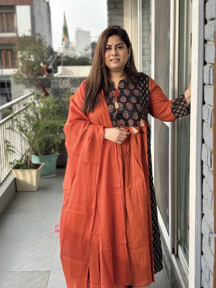 pure-cotton-suit-set-with-ajrakh-panelling-on-front-back-paired-with-mul-cotton-dupatta-rust-1