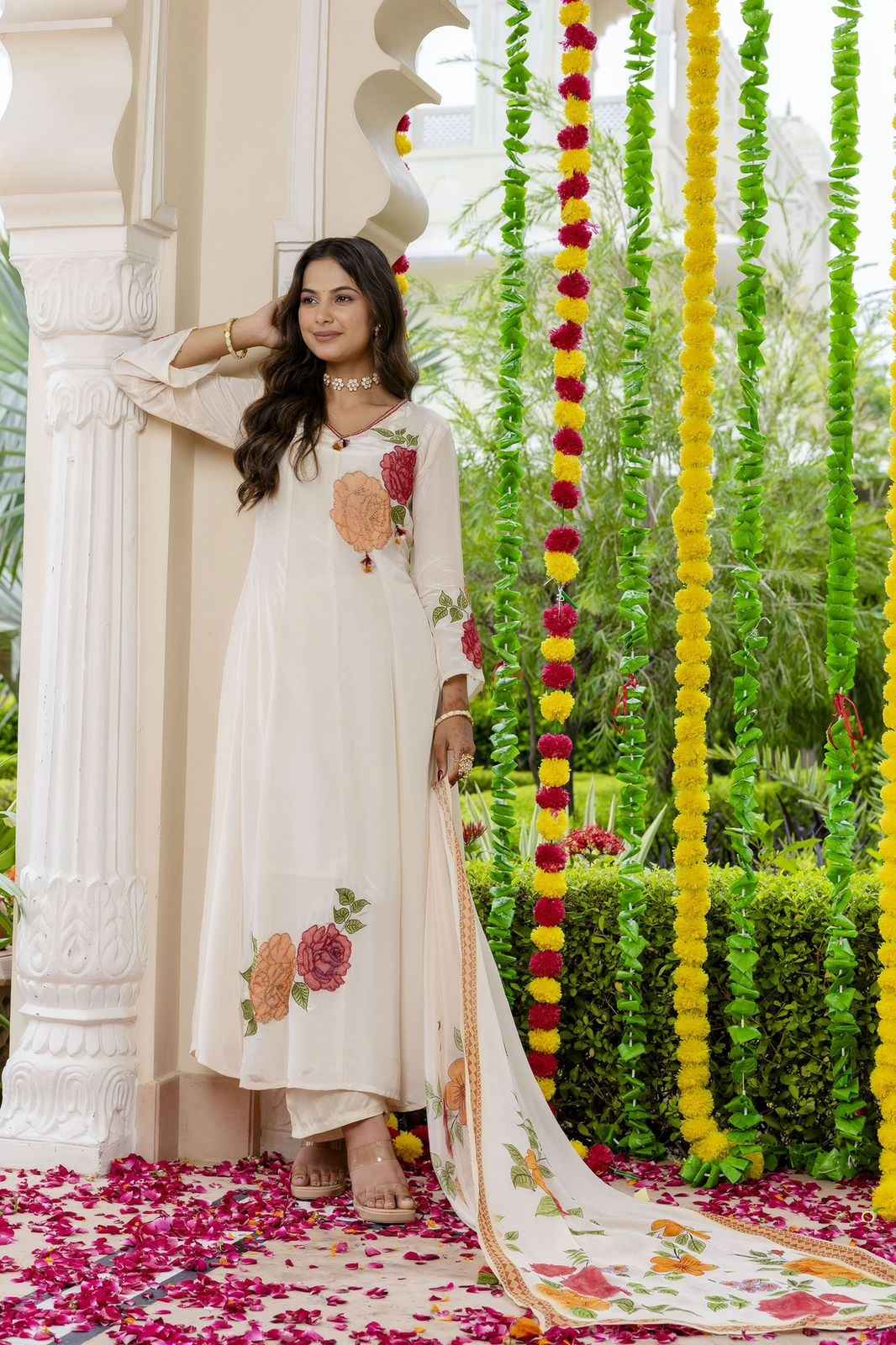 pure-crepe-hand-embroidered-floral-print-anarkali-with-pockets-ivory-2