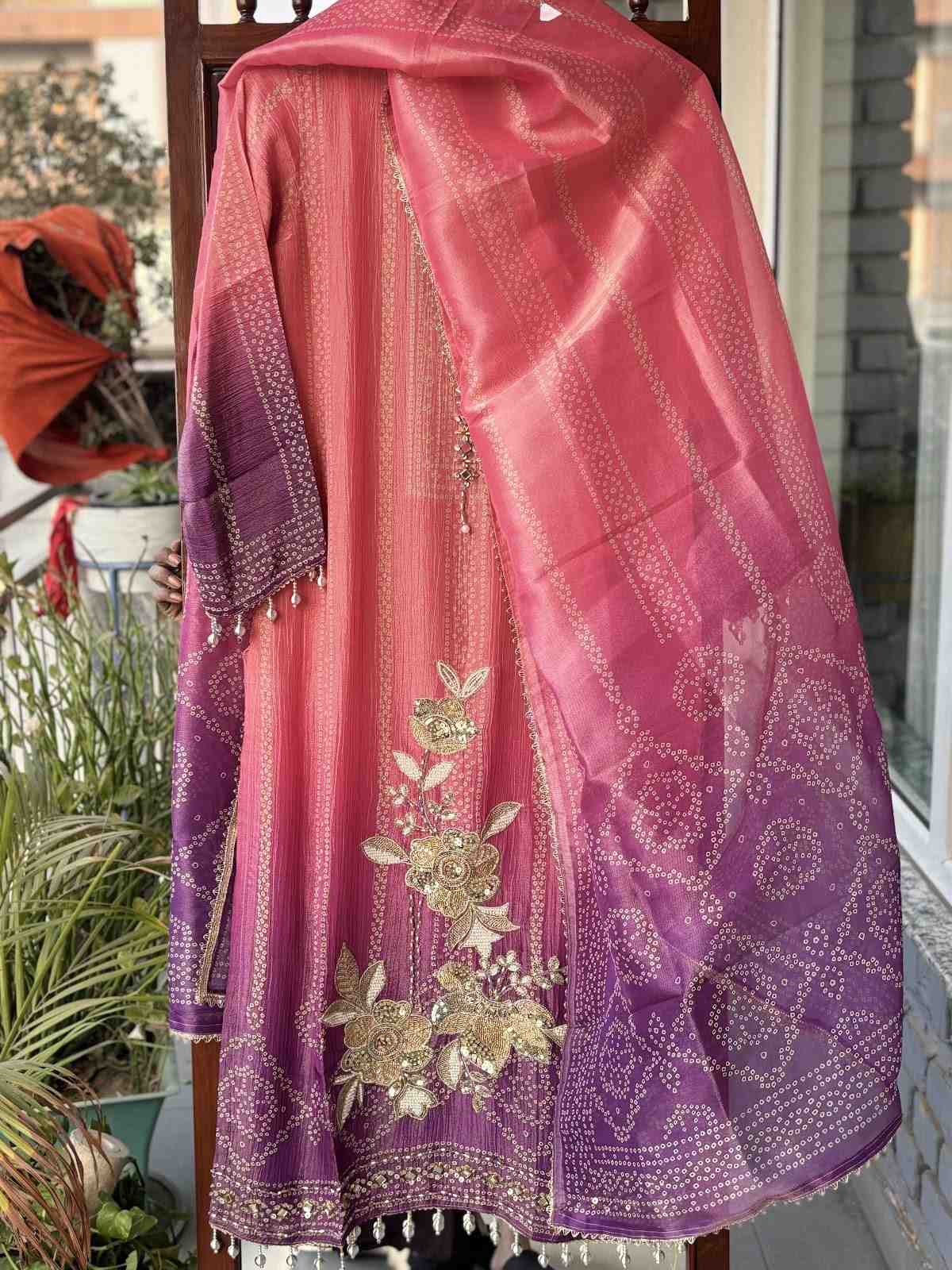 pure-crushed-shimmer-tissue-bandhni-print-hand-embroidered-straight-fit-suit-set-pink-1