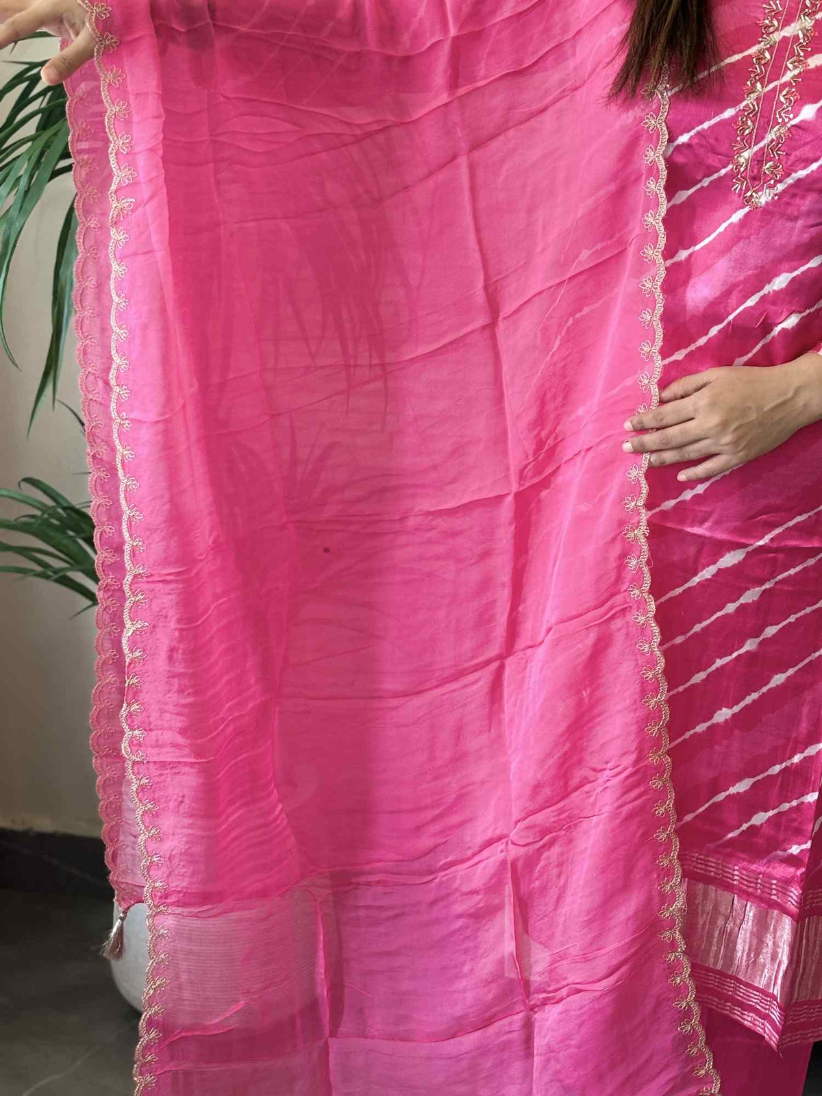 pure-gajji-silk-lehariya-print-hand-embroidered-straight-fit-suit-set-paired-with-organza-dupatta-rani-3