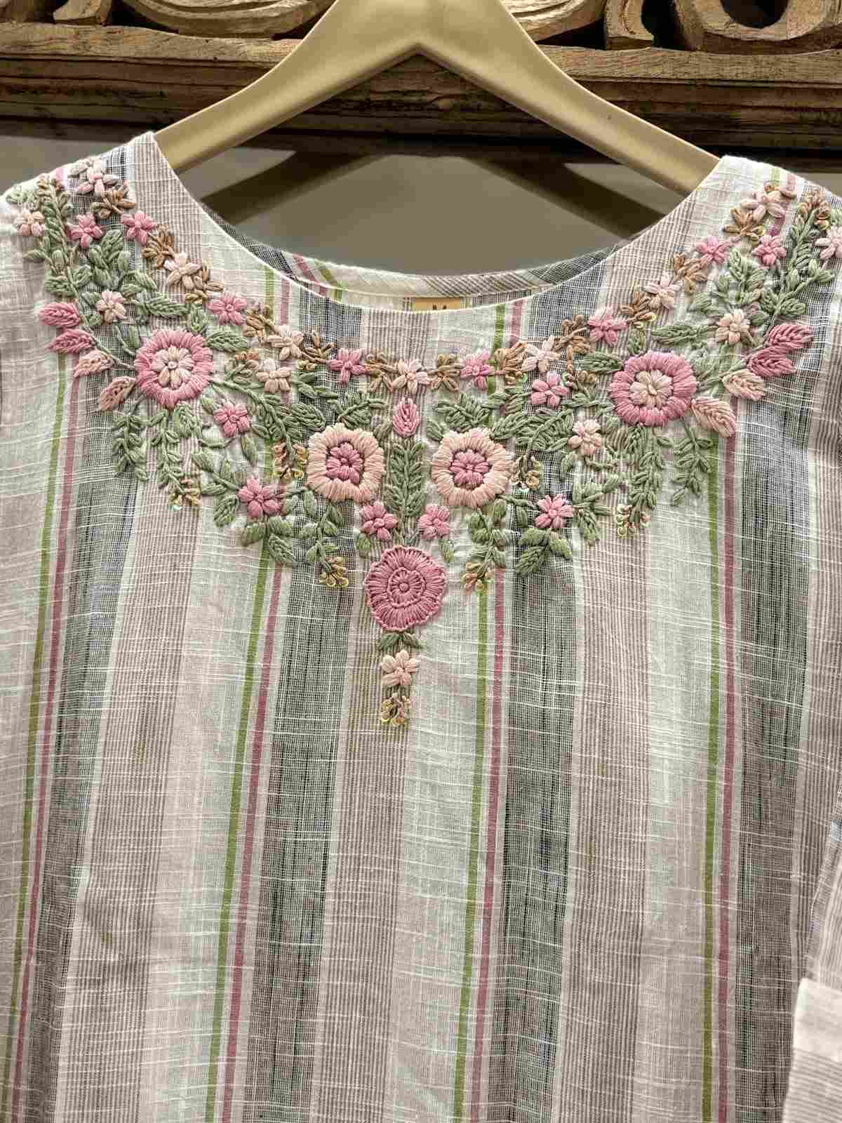 pure-handloom-hand-embroidered-co-ord-set-grey-3