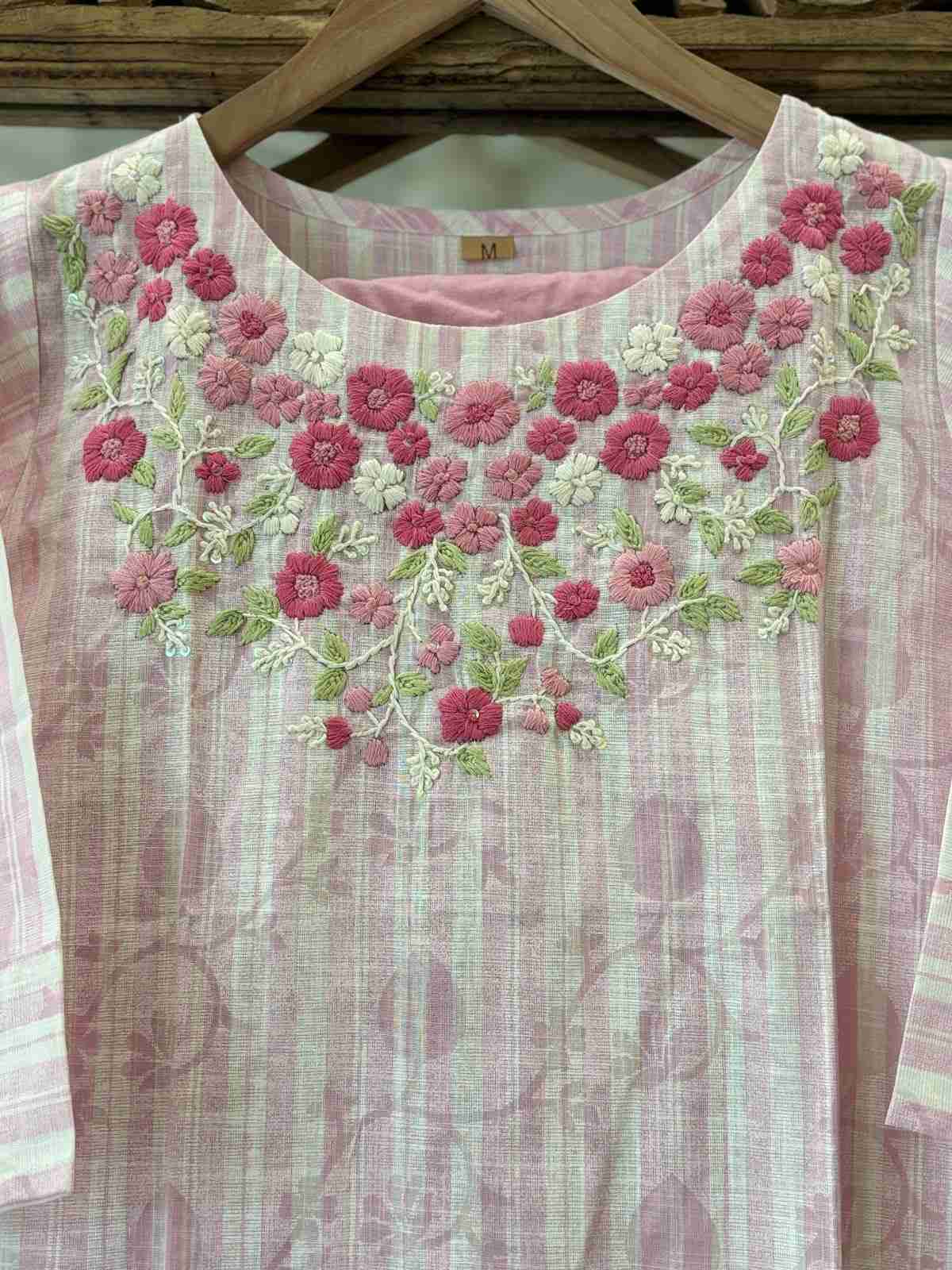 pure-handloom-hand-embroidered-straight-fit-suit-set-with-shadow-printing-paired-with-mul-cotton-dupatta-baby-pink-3