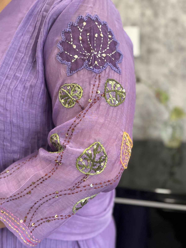 pure-mul-chanderi-applique-kantha-work-short-kurta-suit-set-paired-with-palazzo-chanderi-dupatta-lavender-3