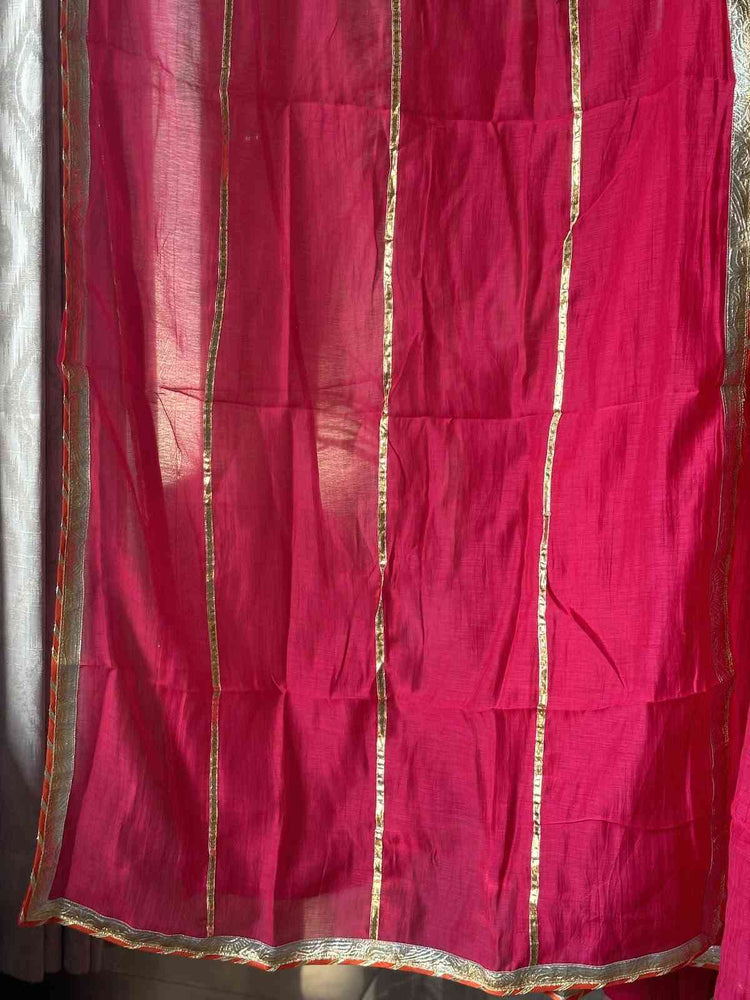 pure-mul-chanderi-gota-work-a-line-suit-set-paired-with-gota-work-mul-chanderi-dupatta-rani-4
