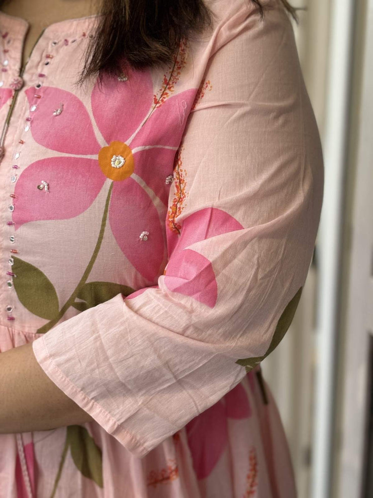 pure-mul-cotton-floral-print-embroidered-suit-set-with-gathers-mul-cotton-lining-pink-3