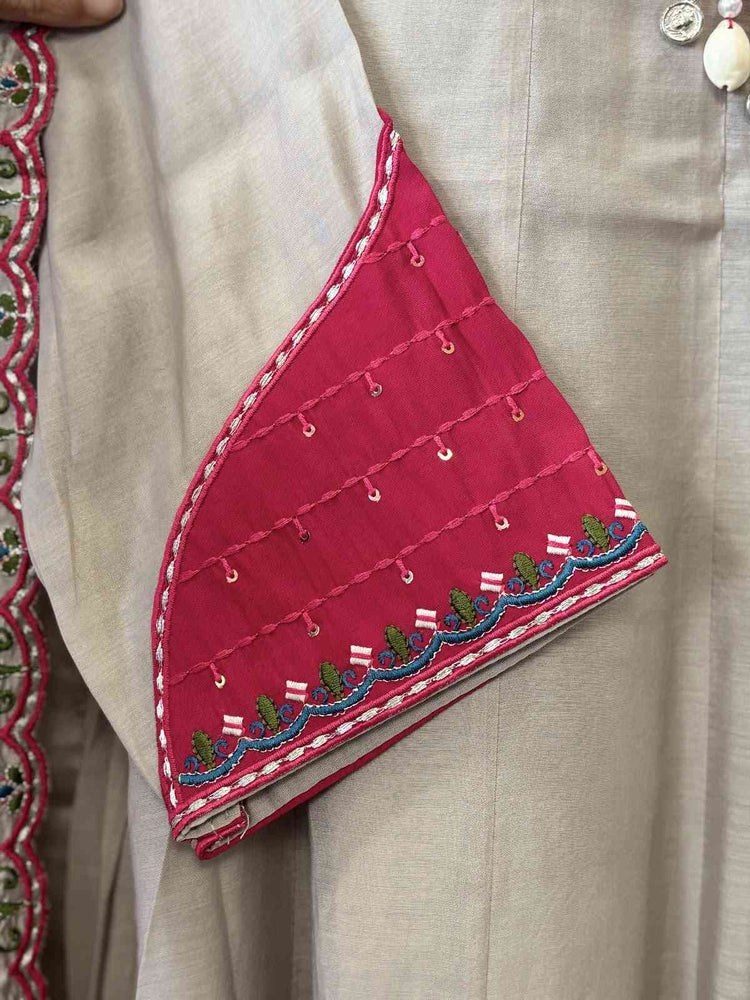 pure-muslin-anarkali-with-embroidered-panel-at-front-back-paired-with-chanderi-embroidered-dupatta-beige-4