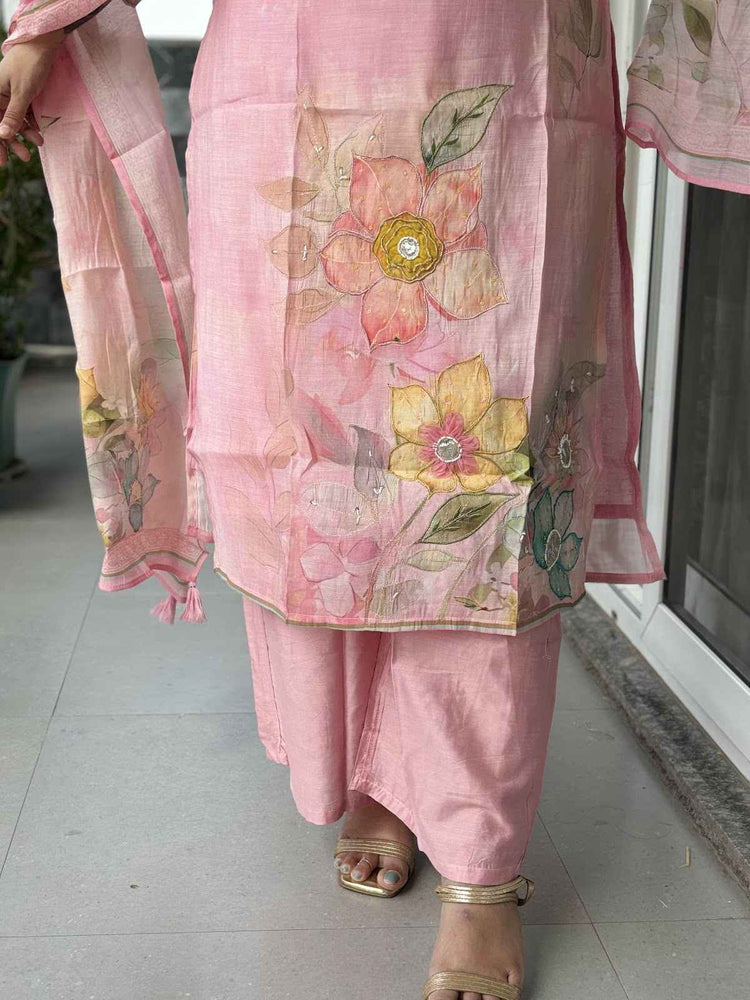 pure-muslin-digital-floral-print-embroidered-straight-fit-suit-set-with-mul-cotton-lining-baby-pink-4