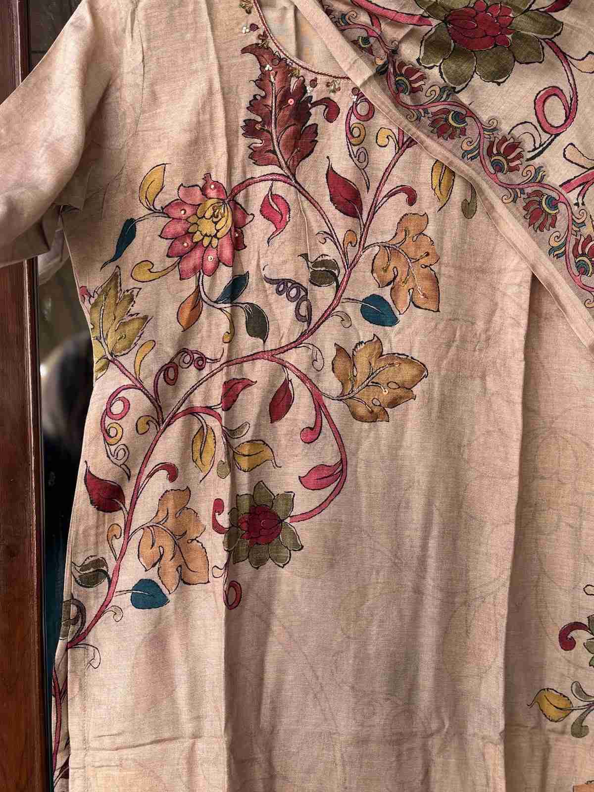 pure-muslin-digital-kalamkari-print-suit-set-with-lining-beige-3