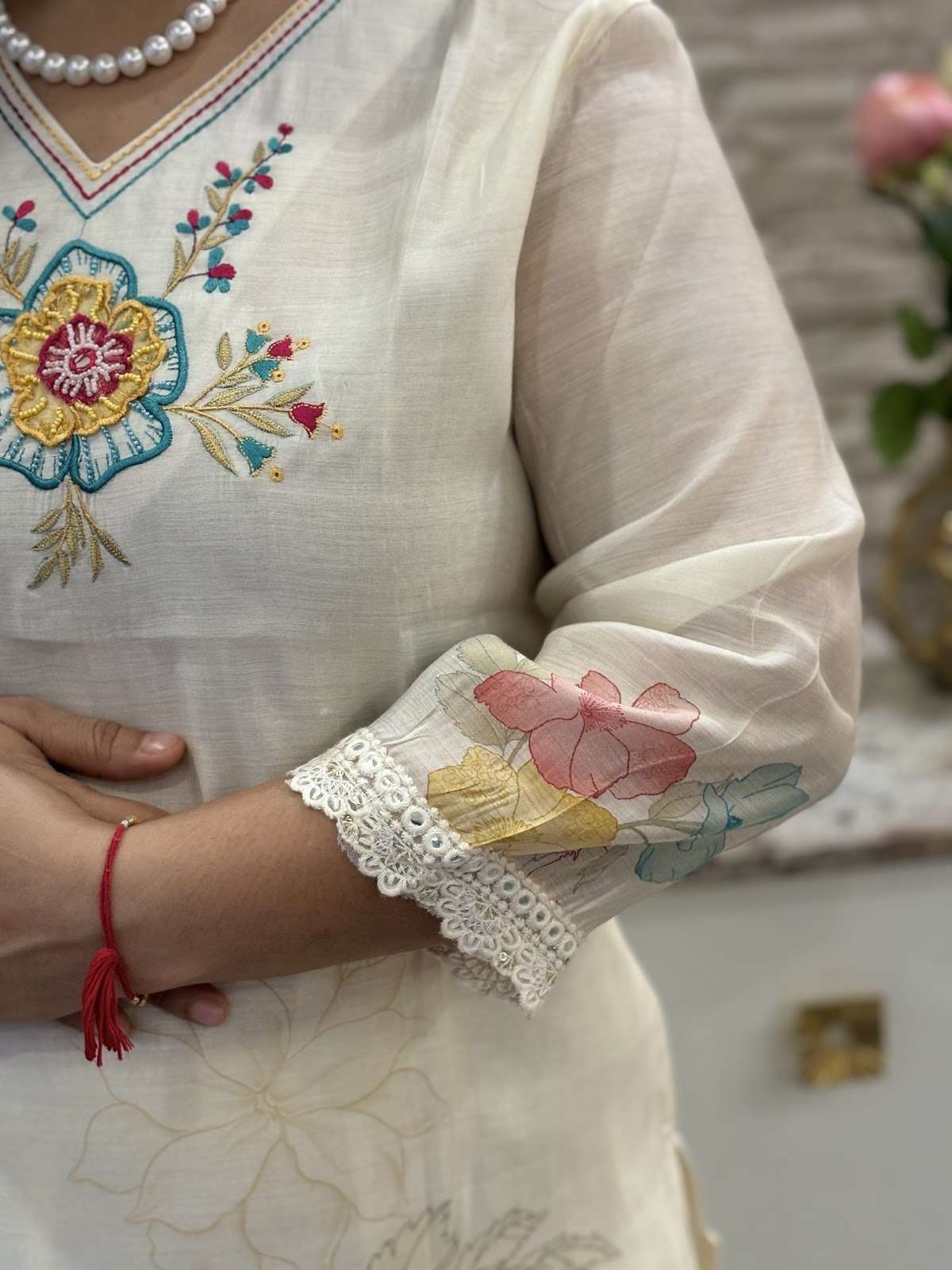 pure-muslin-digital-print-hand-embroidered-straight-fit-suit-set-with-mul-cotton-lining-off-white-4